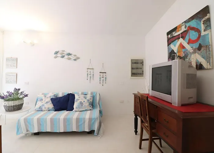 Patrizia In 别墅 *