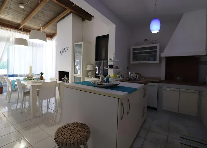 Patrizia In 别墅 *